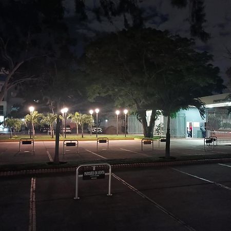 Departamento Express Airport Διαμέρισμα Santa Cruz de La Sierra Δωμάτιο φωτογραφία